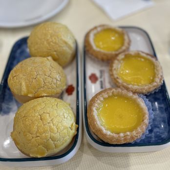 Dimsum Palace - Pineapple bread and egg tarts - Cantonese Near Me - Catonsville, Maryland