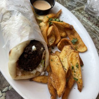 Cafe Arazu - Mediterranean Near Me - Newburgh, Indiana