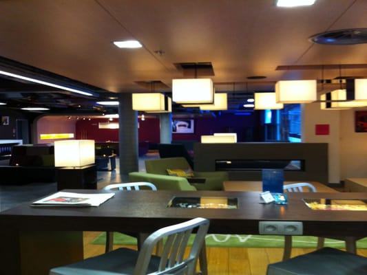 Aloft Brussels Schuman by null