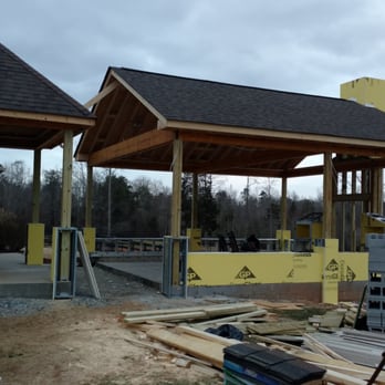 Nick Den - Roofing Near Me