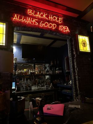 Black Hole Bar by null
