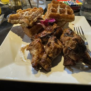 Black Diamond Restaurant and Lounge - Chicken and waffles - Lounges Near Me - Silver Spring, Maryland