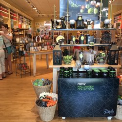 Yankee Candle - New Halloween collection.
