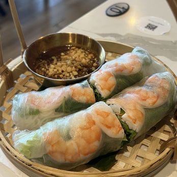 Ocean Grill & Bar - A1. Goi Cuon - Spring rolls (2) - Vietnamese Near Me - Chicago, Illinois Ocean Grill & Bar - A1. Goi Cuon - Spring rolls (2) - Vietnamese Near Me - Chicago, Illinois