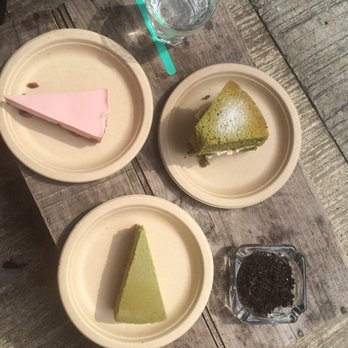 茶。家 - Cute set up of the cakes - Tea Rooms Near Me - Hong Kong, HK 茶。家 - Cute set up of the cakes - Tea Rooms Near Me - Hong Kong, HK