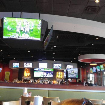 Wings and Rings - Inside - New American Near Me - Mason, Ohio