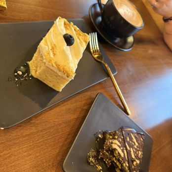 Haraz Coffee House - Coffee & Tea Near Me - Irving, Texas