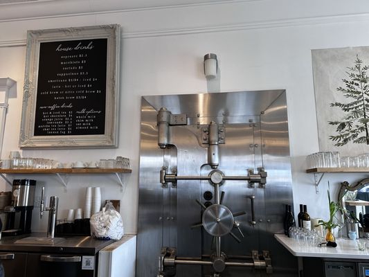 Emilie's Coffee House & Wine Bar by null