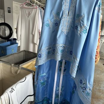 Esquire Cleaners - Dry Cleaning Near Me - Royal Oak, Michigan Esquire Cleaners - Dry Cleaning Near Me - Royal Oak, Michigan