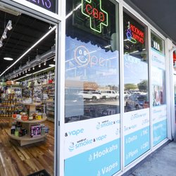 World of Smoke & Vape - Fort Lauderdale