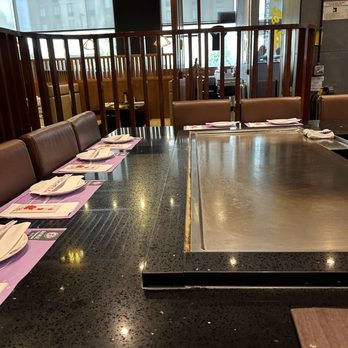 Koke Teppanyaki & Bbq - Decor - Japanese Near Me - Markham, Ontario