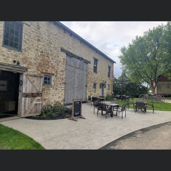 Gehlen Barn - This is a must stop for craft beer, and more. - Beer Bar Near Me - Saint Donatus, Iowa