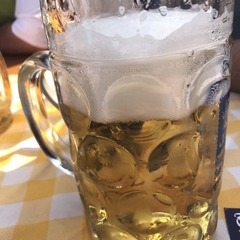 Fischer-Vroni - Radler - Beer Hall Near Me - Munich, BY
