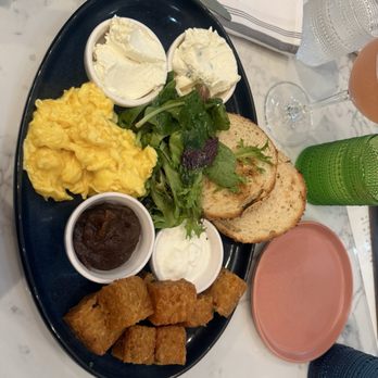Columns Wine Bar - Ludlow bagel platter - Wine Bars Near Me - New York, New York Columns Wine Bar - Ludlow bagel platter - Wine Bars Near Me - New York, New York