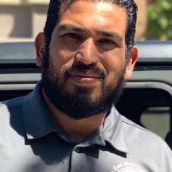 We Get Moving and Packing - Jose a 20 year seasoned mover is ready to provide you with a free in home estimate and help plan for a flawless move. Call now!