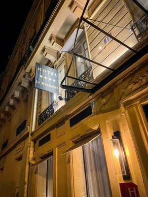 Hôtel Le Marianne - Champs Elysées - Paris 8e by null