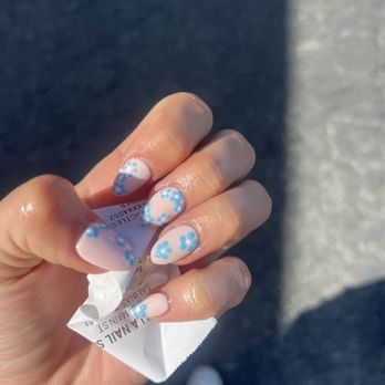 La Bella Nail Spa - What I wanted vs what I got - Nail Salons Near Me - Salinas, California La Bella Nail Spa - What I wanted vs what I got - Nail Salons Near Me - Salinas, California