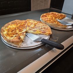 Rafaels Italian Restaurant - Pizza buffet, fresh and hot