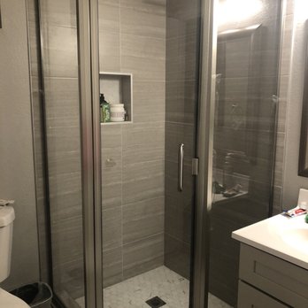Cuzco Glass - Neo-angle shower enclosure - Glass & Mirrors Near Me Cuzco Glass - Neo-angle shower enclosure - Glass & Mirrors Near Me