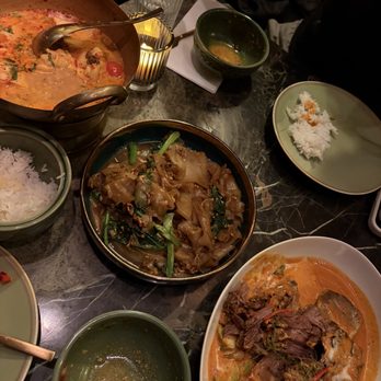 CHADA - Pad See Ew, Wonton Tom Yum, Panang Short Rib - Thai Near Me - West Village, New York