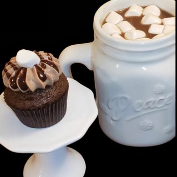 Mini Bites Cupcakery - "Hot Chocolate" Mini Cupcake - Cupcakes Near Me Mini Bites Cupcakery - "Hot Chocolate" Mini Cupcake - Cupcakes Near Me