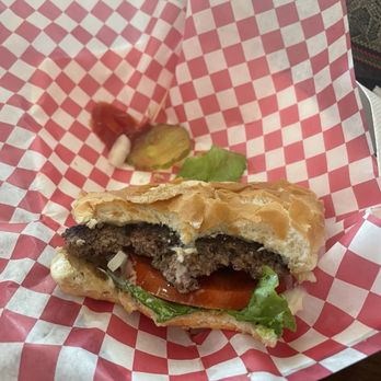 BubbaLu's - Cheeseburger! - Burgers Near Me - Hot Springs, Arkansas