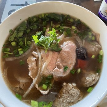 Pho Em - I had pho special. It came out really quick and was still hot. Service was great and friendly. - Vietnamese Near Me - Mansfield, Texas Pho Em - I had pho special. It came out really quick and was still hot. Service was great and friendly. - Vietnamese Near Me - Mansfield, Texas