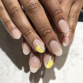 Boston's Nails & Spa - Waxing Near Me - Boston, Massachusetts