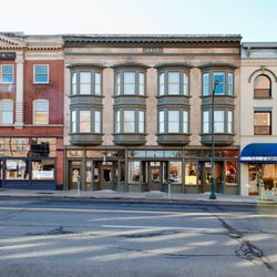 Ren Corp Realty