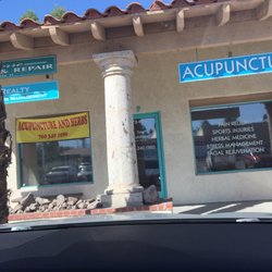 Tina Goldberg, LAc - Great acupuncture treatments happen here.