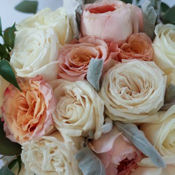 Simply Adina Floral Design - Bridal bouquet - Event Planning & Services Near Me