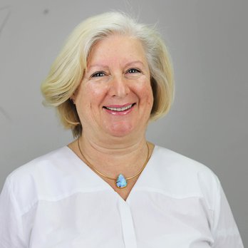Dr.med.dent. Angela Zimmer - Dr.med.dent Angela Zimmer - Zahnärztin - Dentists Near Me - Hamburg, HH Dr.med.dent. Angela Zimmer - Dr.med.dent Angela Zimmer - Zahnärztin - Dentists Near Me - Hamburg, HH