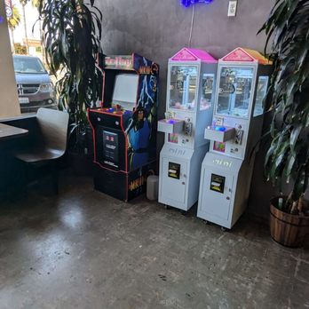Sweet Grass Sugarcane Juice - Mortal Kombat and claw machines in the near corner - Juice Bars & Smoothies Near Me - Long Beach, California Sweet Grass Sugarcane Juice - Mortal Kombat and claw machines in the near corner - Juice Bars & Smoothies Near Me - Long Beach, California
