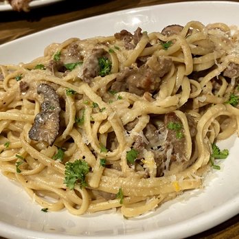 kitchen747 - 11.18.22 Flank Steak Stroganoff $24 (Fall Menu) - Pizza Near Me - Roseville, California kitchen747 - 11.18.22 Flank Steak Stroganoff $24 (Fall Menu) - Pizza Near Me - Roseville, California