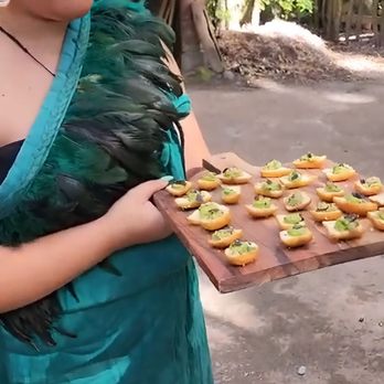 Te Pā Tū - Maori fry bread with avocado. February 2023 - Historical Tours Near Me - Tumunui, WKO