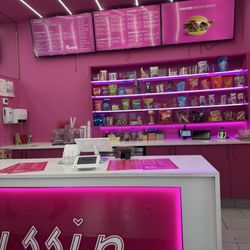 Bussin Burger - Counter