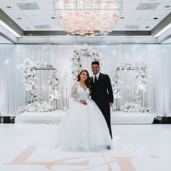 Shanney Beauty - Weddings pictures, engagement pictures and Grad pictures - Makeup Artists Near Me