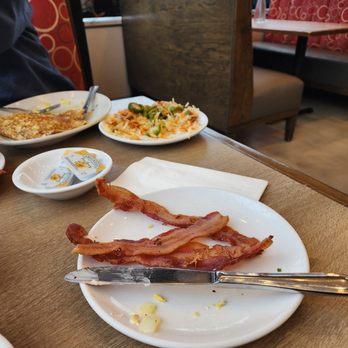 Stacked - Side of bacon. - Breakfast & Brunch Near Me - Crestwood, Illinois