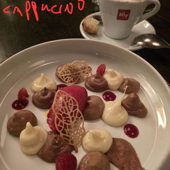 L'Ecu - Chocolate mousses, raspberry sorbet, decaf cap - Swiss Food Near Me - Bulle, FR L'Ecu - Chocolate mousses, raspberry sorbet, decaf cap - Swiss Food Near Me - Bulle, FR