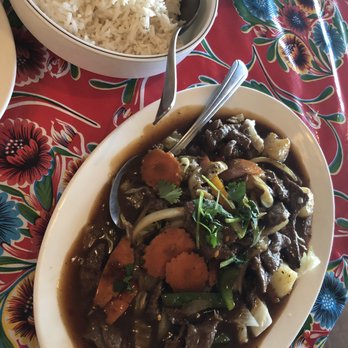 Danthai Restaurant - Beef w/ plum sauce and white rice - Thai Near Me - Lawrenceville, Georgia