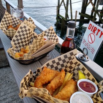Buoy Beer - Rockfish and chips with a view - Brewpubs Near Me - Astoria, Oregon