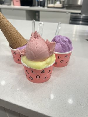 Gelato Boy by null
