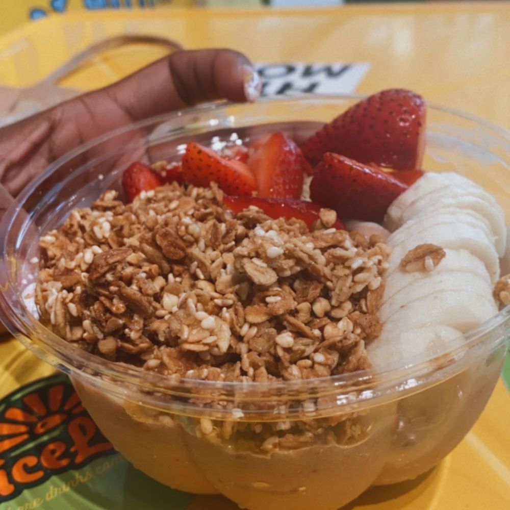 JuiceLand - Paradise Found Açai Bowl added Strawberries - Juice Bars & Smoothies Near Me - Houston, Texas JuiceLand - Paradise Found Açai Bowl added Strawberries - Juice Bars & Smoothies Near Me - Houston, Texas