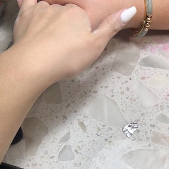 Deluxe Nail & Spa - Nail Salons Near Me - Quincy, Massachusetts