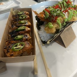 Salmon oishi and Shrimp nori hand roll