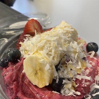 Base Bowls - a banana, blueberries, and strawberries in a bowl - Juice Bars & Smoothies Near Me - St. Joseph, Michigan