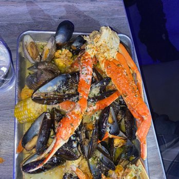 Lighthouse Fish Market - Seafood Platter (yummy) - Seafood Near Me - New York, New York Lighthouse Fish Market - Seafood Platter (yummy) - Seafood Near Me - New York, New York
