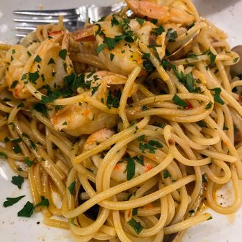 Scala Osteria - Shrimp & Clam Spaghetti - Italian Near Me - Napa, California Scala Osteria - Shrimp & Clam Spaghetti - Italian Near Me - Napa, California