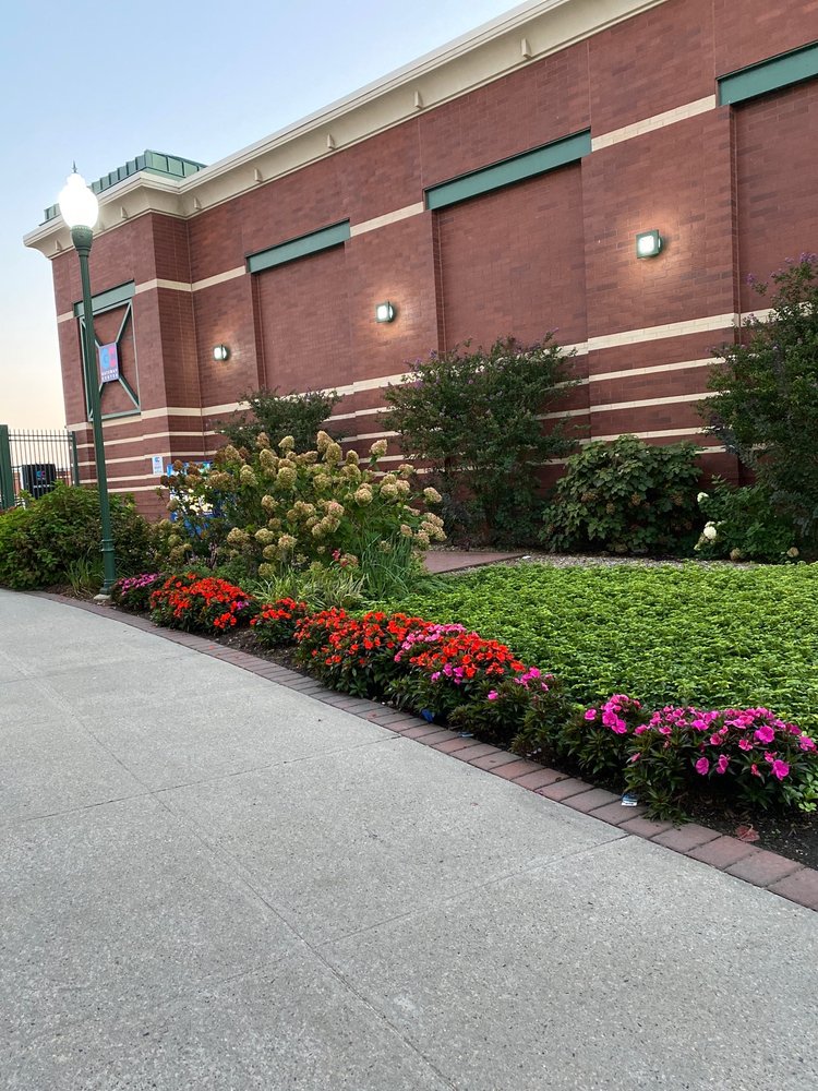 GATEWAY CENTER Updated October 2024 126 Photos & 99 Reviews 409