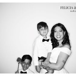 Black and white photobooth is the way to go!